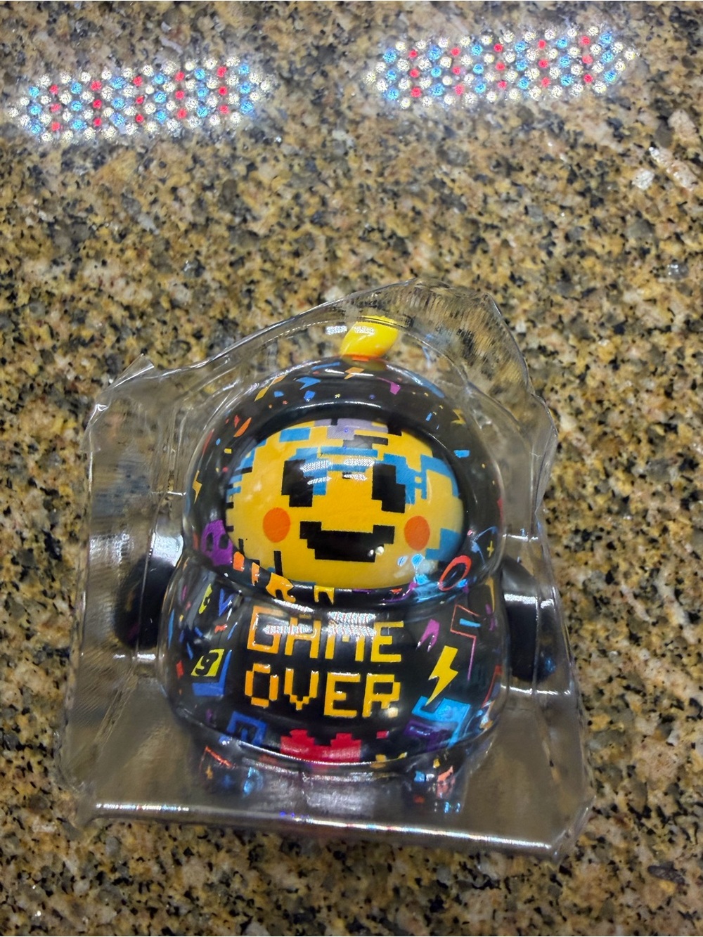 Pixel Game Over Vinyl Figure - Black & Yellow LAMATAMA